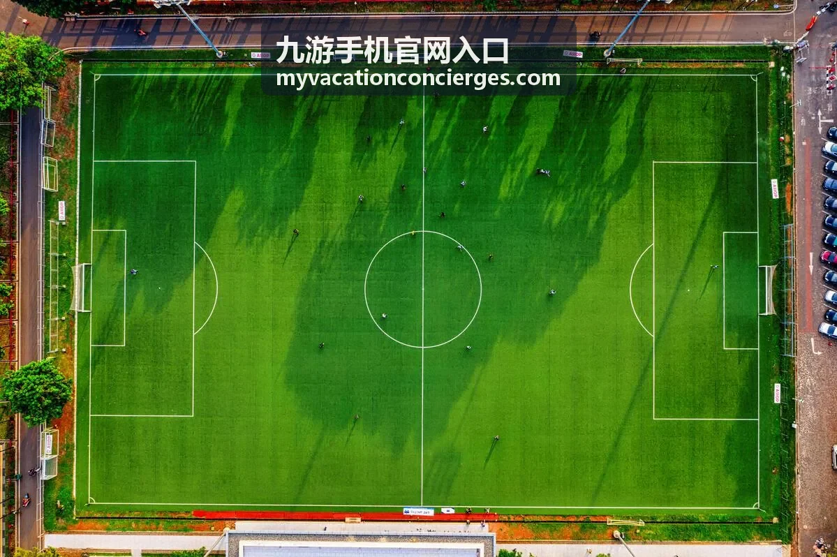 九游手机客户端功能与礼包入口卡片